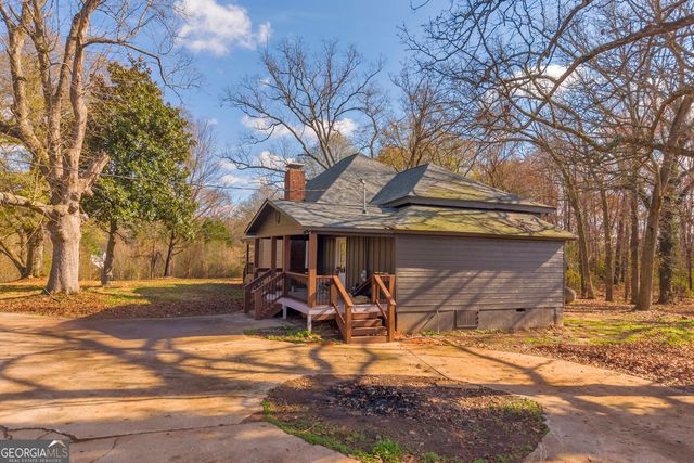 586 Grady School Road, Canon, GA 30520