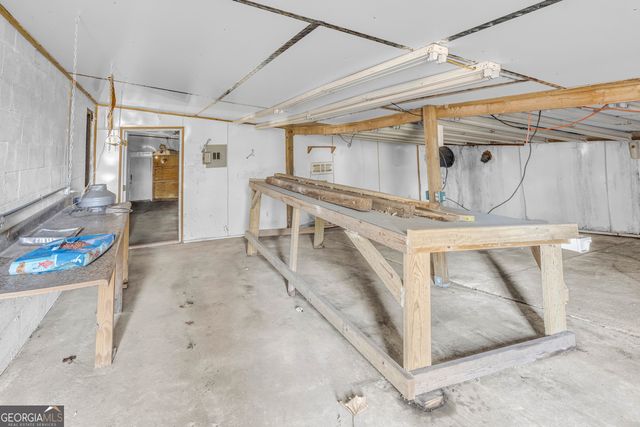 586 Grady School Road, Canon, GA 30520