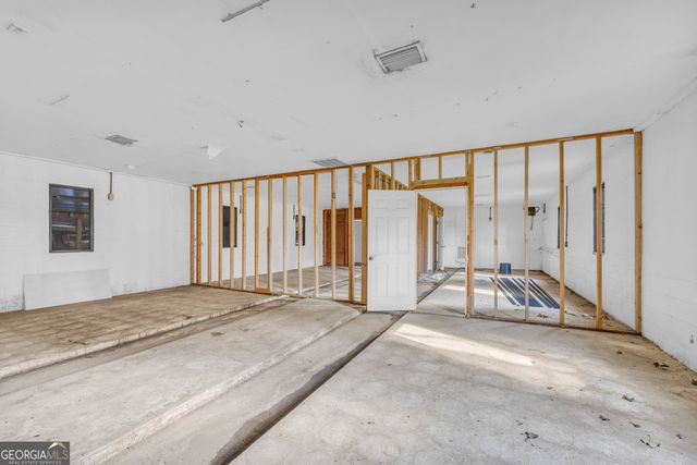 586 Grady School Road, Canon, GA 30520