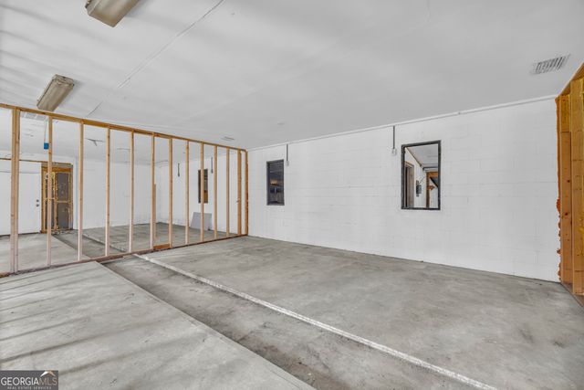 586 Grady School Road, Canon, GA 30520