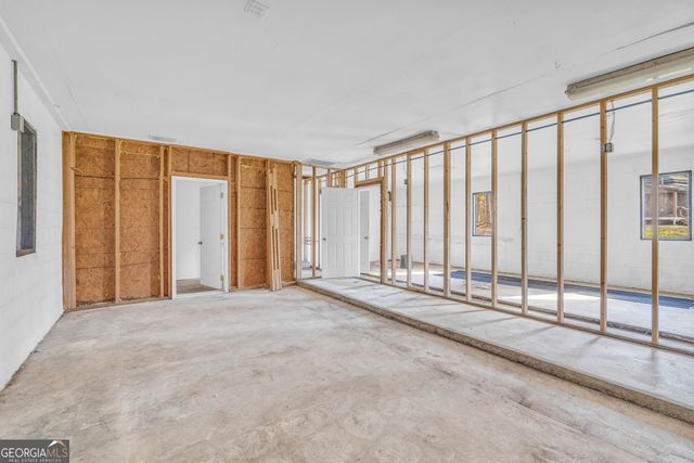 586 Grady School Road, Canon, GA 30520