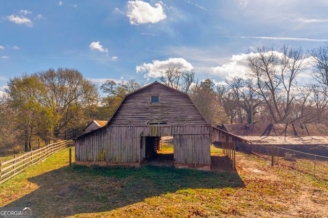 586 Grady School Road, Canon, GA 30520