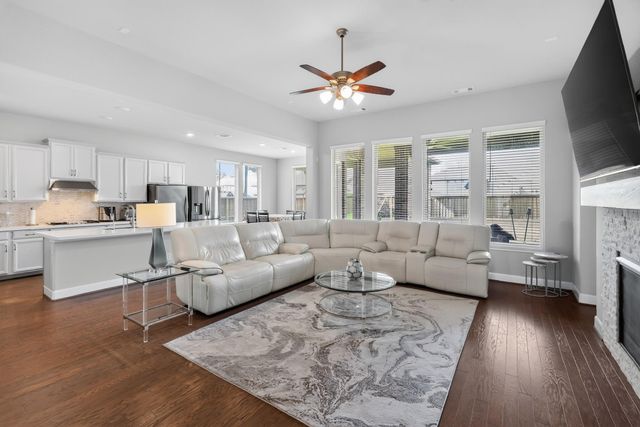 8110 Copper Rock Drive, Magnolia, TX 77354