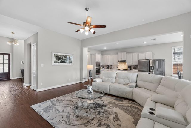 8110 Copper Rock Drive, Magnolia, TX 77354