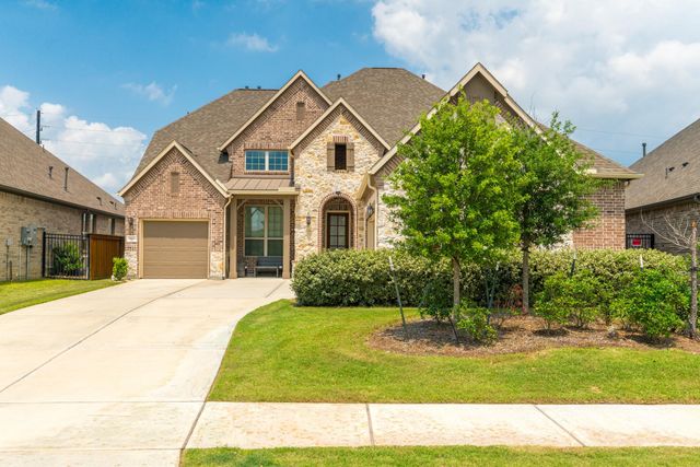 8110 Copper Rock Drive, Magnolia, TX 77354