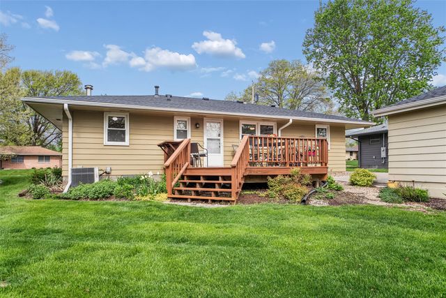 3905 83rd Street, Urbandale, IA 50322