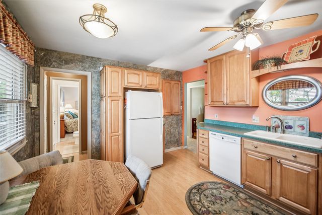 3905 83rd Street, Urbandale, IA 50322