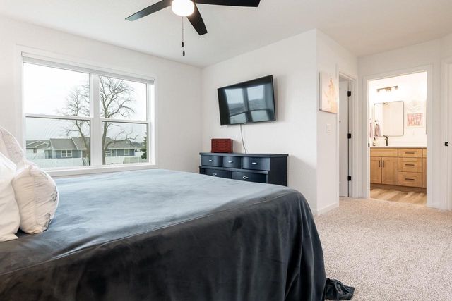 59 E Evergreen Lane, Milton, WI 53563