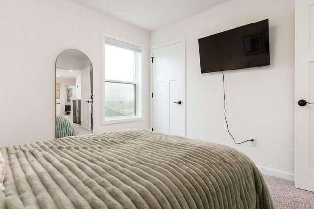 59 E Evergreen Lane, Milton, WI 53563