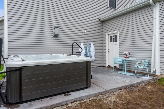 59 E Evergreen Lane, Milton, WI 53563