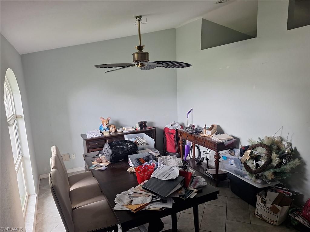 Image 2 of property listing at 411 SE 30th ST, Cape Coral, FL 33990