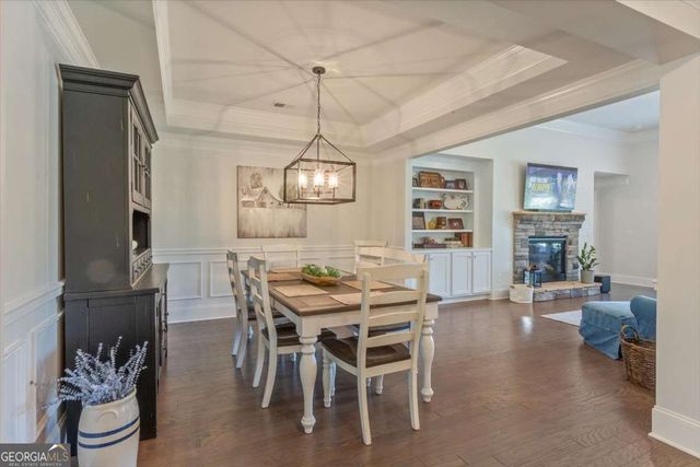 327 Carmichael Circle, Canton, GA 30115