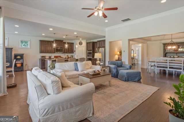 327 Carmichael Circle, Canton, GA 30115