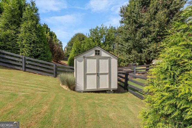 327 Carmichael Circle, Canton, GA 30115