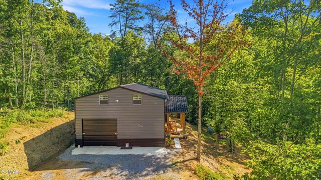 2453 Lower Rinehart Road, Dandridge, TN 37725