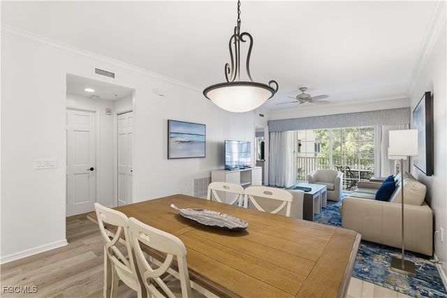 221 9th ST S 217, Naples, FL 34102