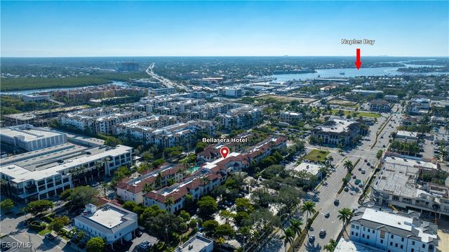 221 9th ST S 217, Naples, FL 34102