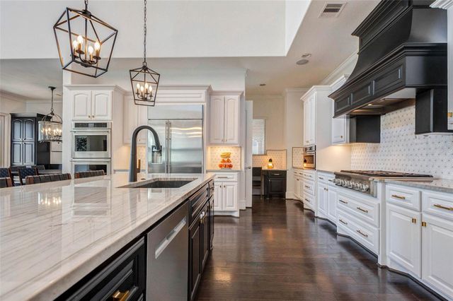 4926 Beekman Drive, Missouri City, TX 77459