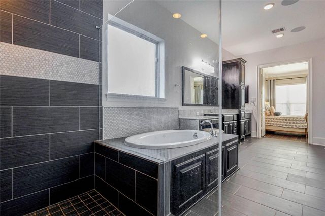 4926 Beekman Drive, Missouri City, TX 77459