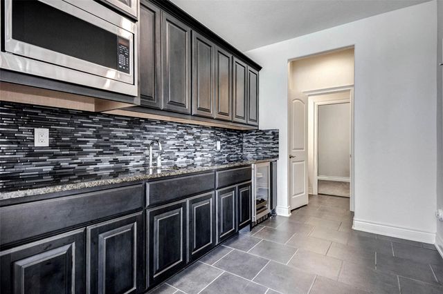 4926 Beekman Drive, Missouri City, TX 77459