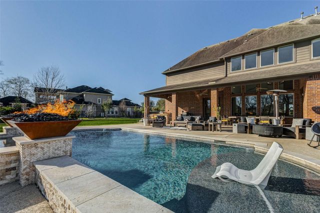 4926 Beekman Drive, Missouri City, TX 77459