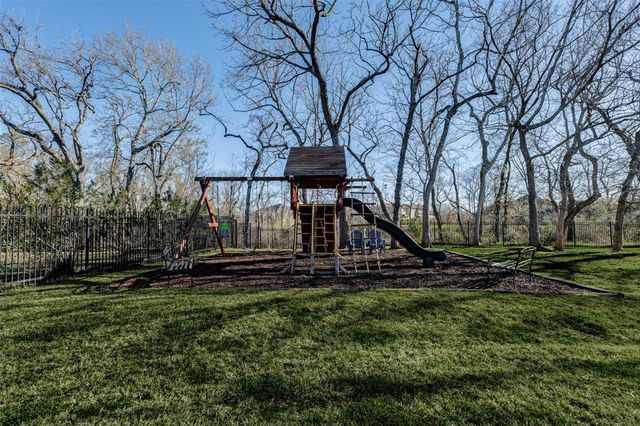 4926 Beekman Drive, Missouri City, TX 77459