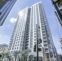 180 N Jefferson Street 807, Chicago, IL 60661