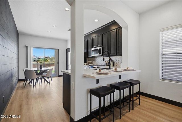 34410 N MIRANDESA Drive, San Tan Valley, AZ 85143