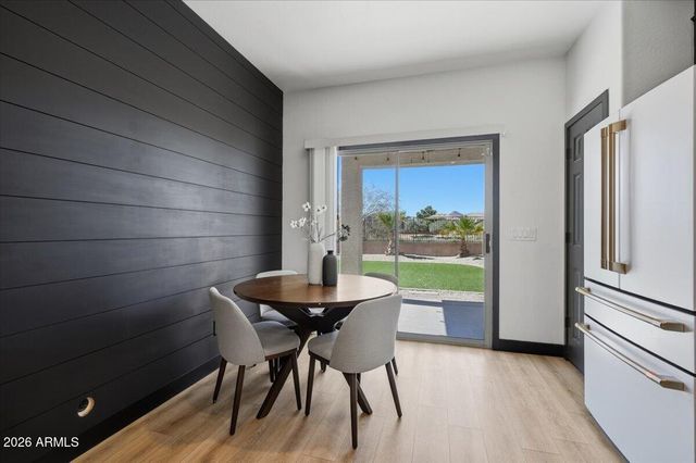 34410 N MIRANDESA Drive, San Tan Valley, AZ 85143