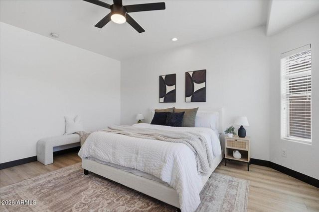 34410 N MIRANDESA Drive, San Tan Valley, AZ 85143