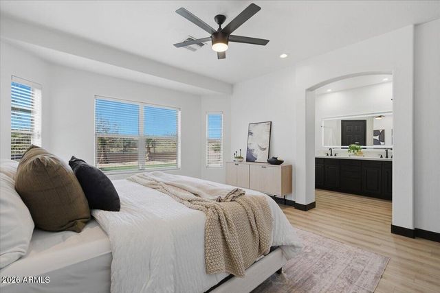 34410 N MIRANDESA Drive, San Tan Valley, AZ 85143
