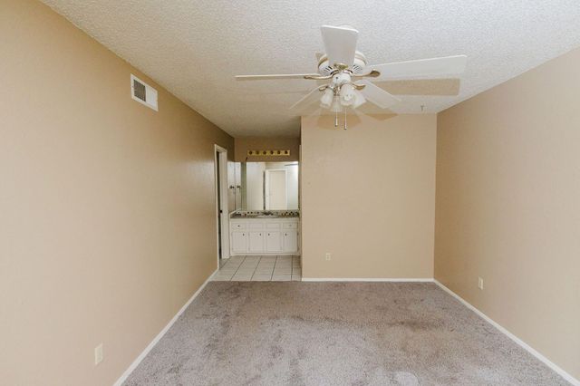 8601 Memphis Drive, 42, Lubbock, TX 79423