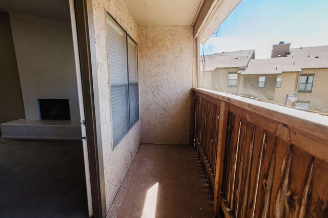 8601 Memphis Drive, 42, Lubbock, TX 79423