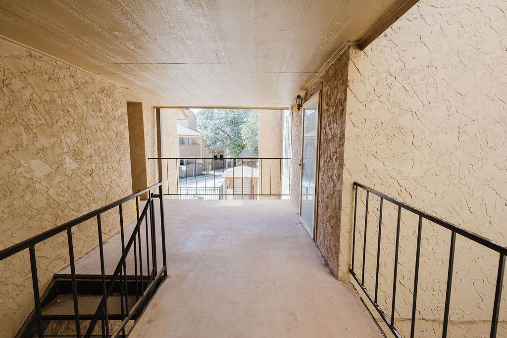 8601 Memphis Drive, 42, Lubbock, TX 79423