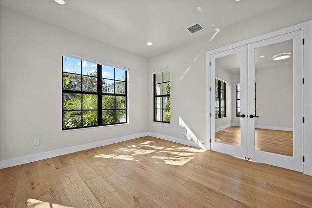 1005 Faulkner Terrace, Palm Beach Gardens, FL 33418