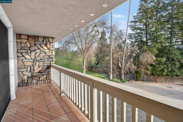 1956 1956 Holly Dr, Concord, CA 94521