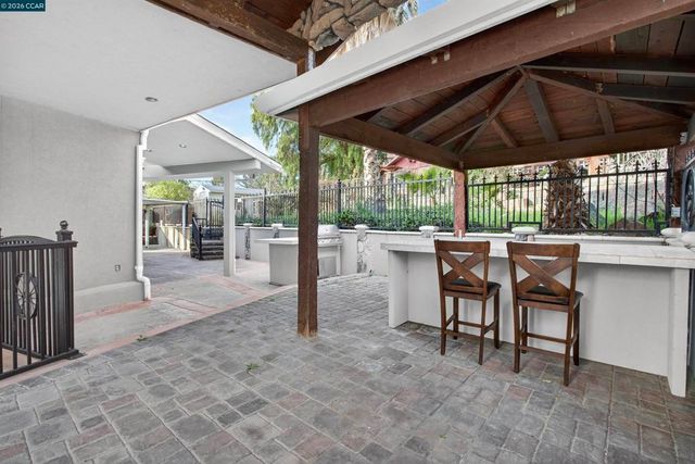 1956 1956 Holly Dr, Concord, CA 94521