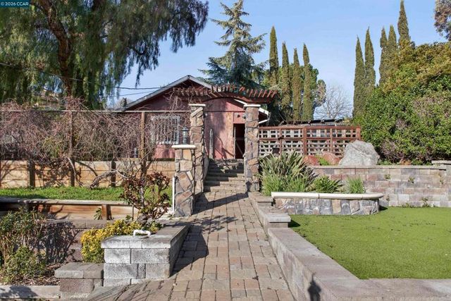 1956 1956 Holly Dr, Concord, CA 94521