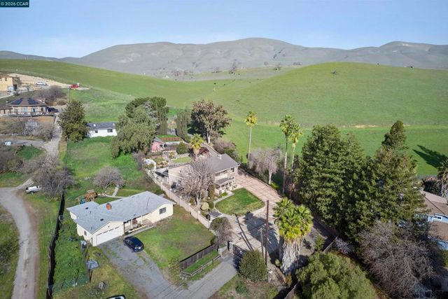 1956 1956 Holly Dr, Concord, CA 94521