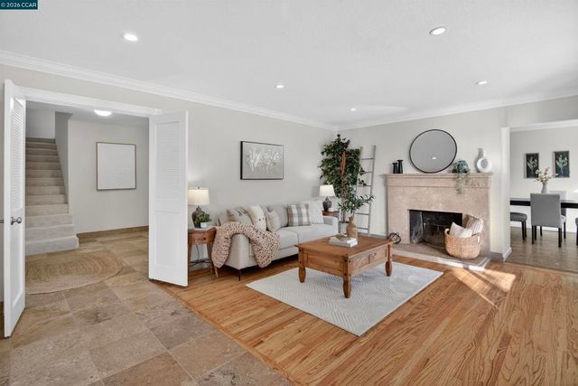 1956 1956 Holly Dr, Concord, CA 94521