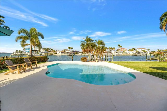 12475 4TH STREET E, Treasure Island, FL 33706