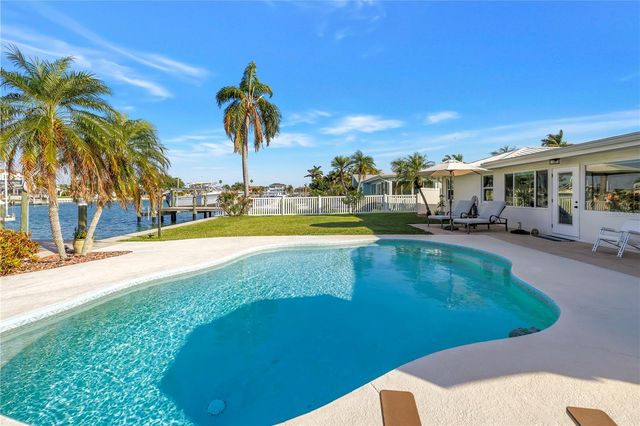 12475 4TH STREET E, Treasure Island, FL 33706