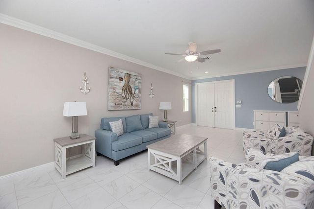 1700 NW Vivanco Street, Port St Lucie, FL 34986