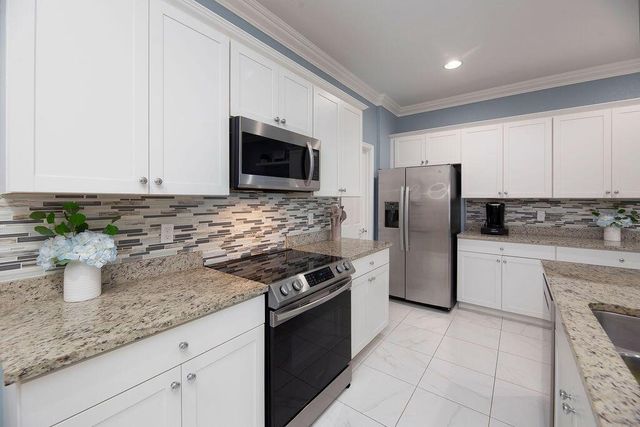 1700 NW Vivanco Street, Port St Lucie, FL 34986
