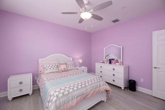 1700 NW Vivanco Street, Port St Lucie, FL 34986
