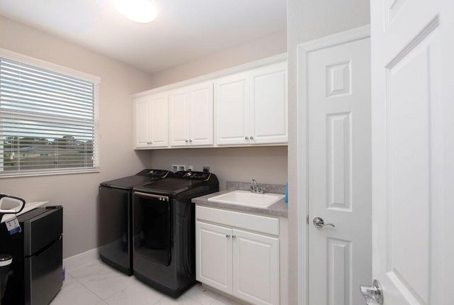 1700 NW Vivanco Street, Port St Lucie, FL 34986