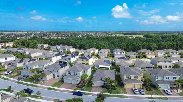 1700 NW Vivanco Street, Port St Lucie, FL 34986