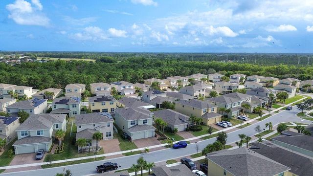 1700 NW Vivanco Street, Port St Lucie, FL 34986