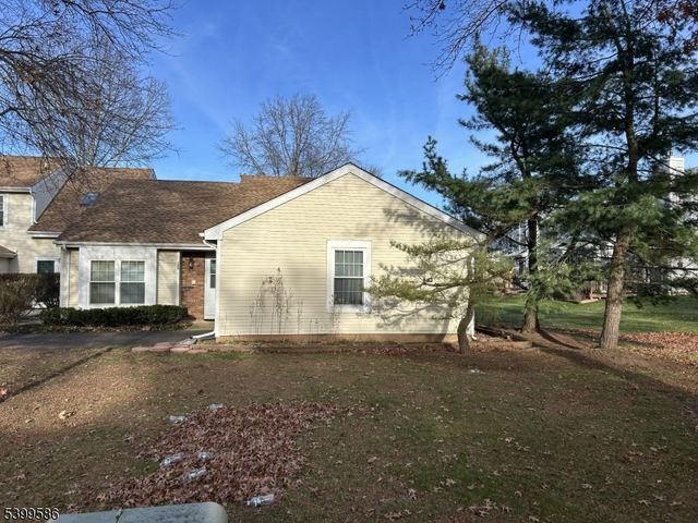 123 Winchester Way, Franklin Twp., NJ 08873