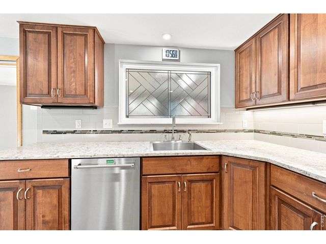 1843 Jewel Dr, Longmont, CO 80501
